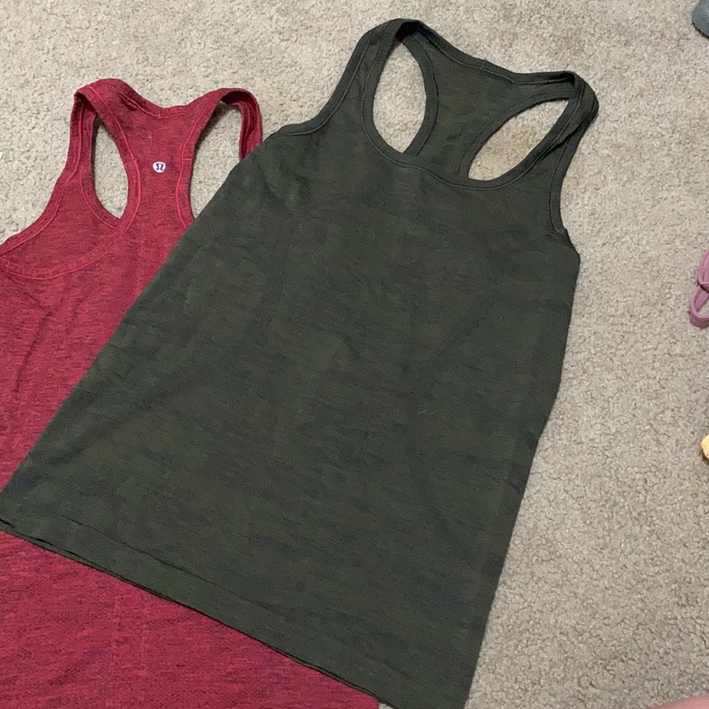 2 Lululemon tank top